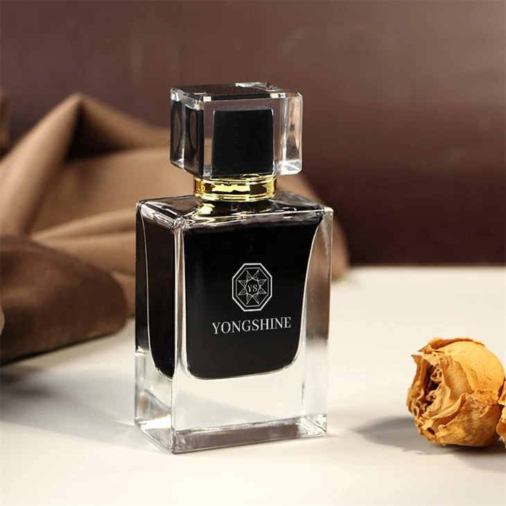 spray perfume bottle